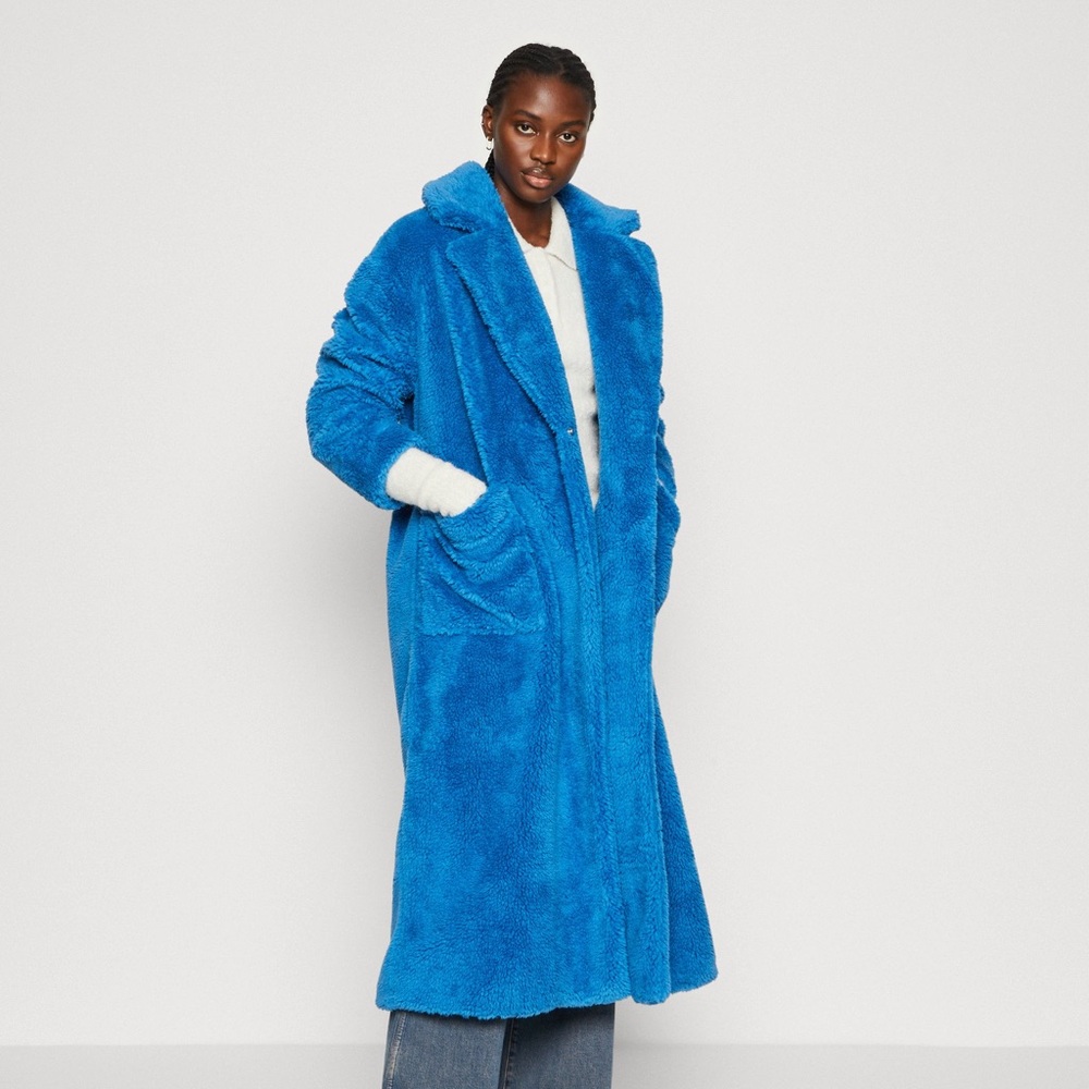 UGG Alessandra Blue Wrap Winter Coat Size L/XL